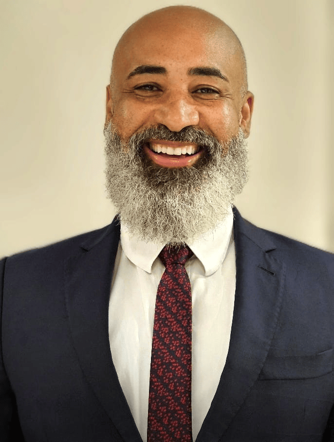 Dr. Izaque Pereira de Souza